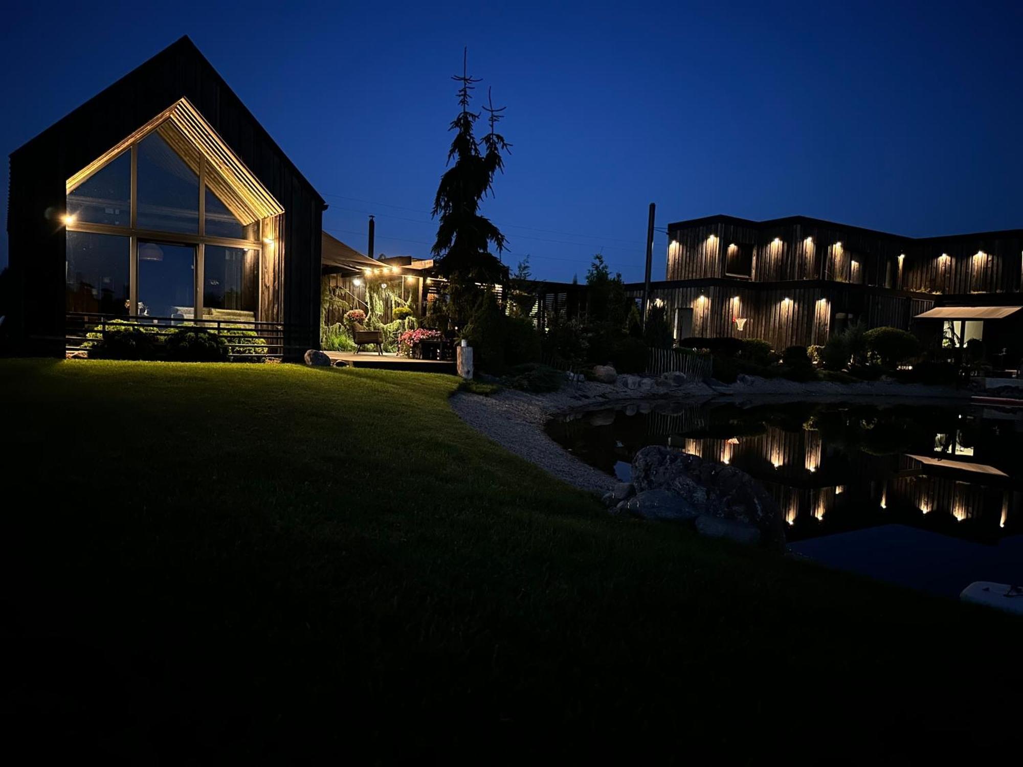 Black House- Garden Sauna * Tinuzi